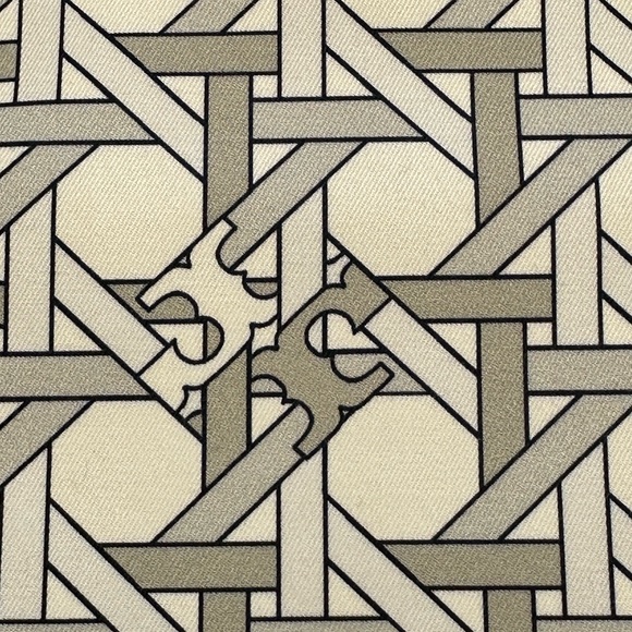 Tory Burch Basketweave Shopper Bag - Picture 4 of 15